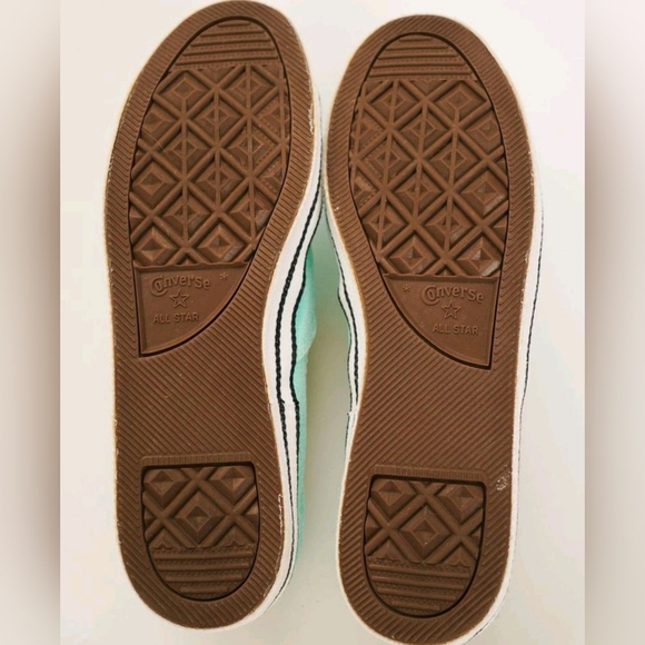 SIZE 5 Y CONVERSE, All Star Slip-on Low Top Shoes EUC B2 - Picture 3 of 5